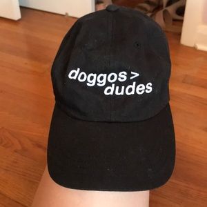 WeRateDogs hat